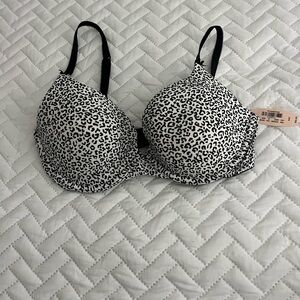 Victoria Secret NWT Leopard Print Black and White Bra Sz.34C